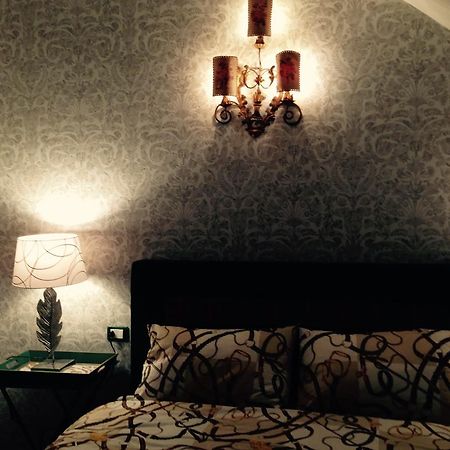 La Finestra Sul Cortile Apartment Aosta Bagian luar foto